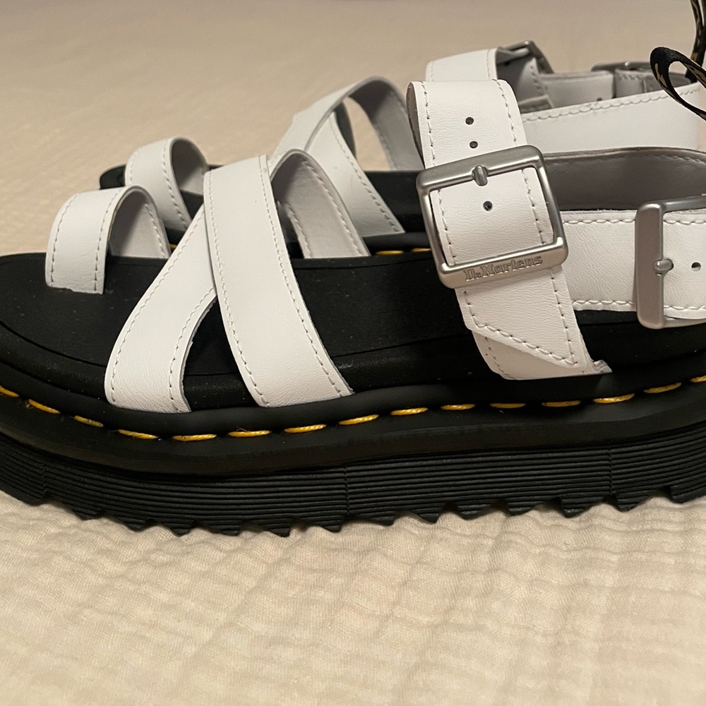 Doc Martens Avry Hydro Leather sandals - Picture 4 of 7